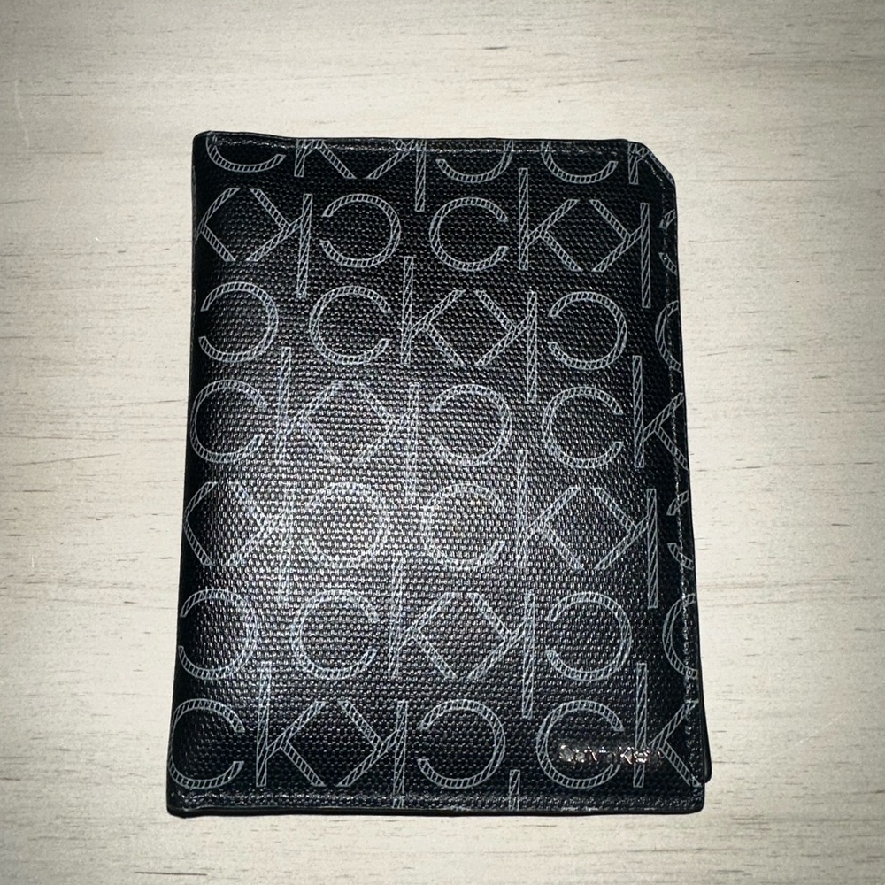 Calvin Klein Monogram Black Card Holder